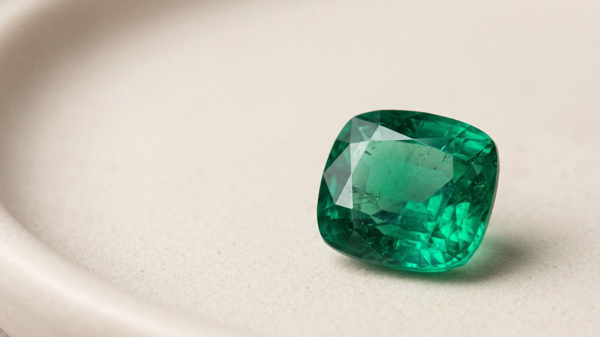 What Color Are Emeralds? True Emerald Green Color Explained