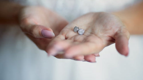 Moissanite Engagement Ring Pros and Cons: Everything You Need to Know