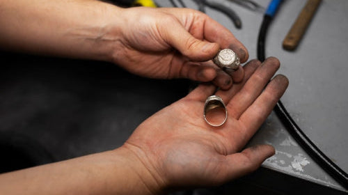 How Custom Rings Are Made: Understanding the Craft Behind Your Unique Jewelry