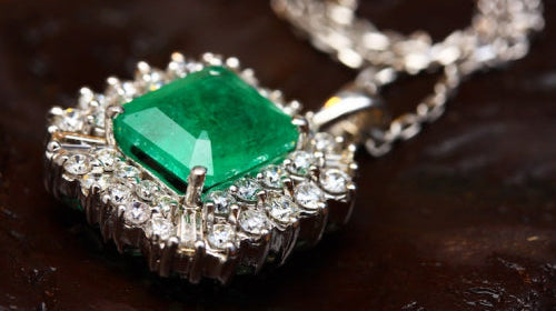 Emerald Birthstone Meaning: The Rich Green Gem of May and Its Symbolism