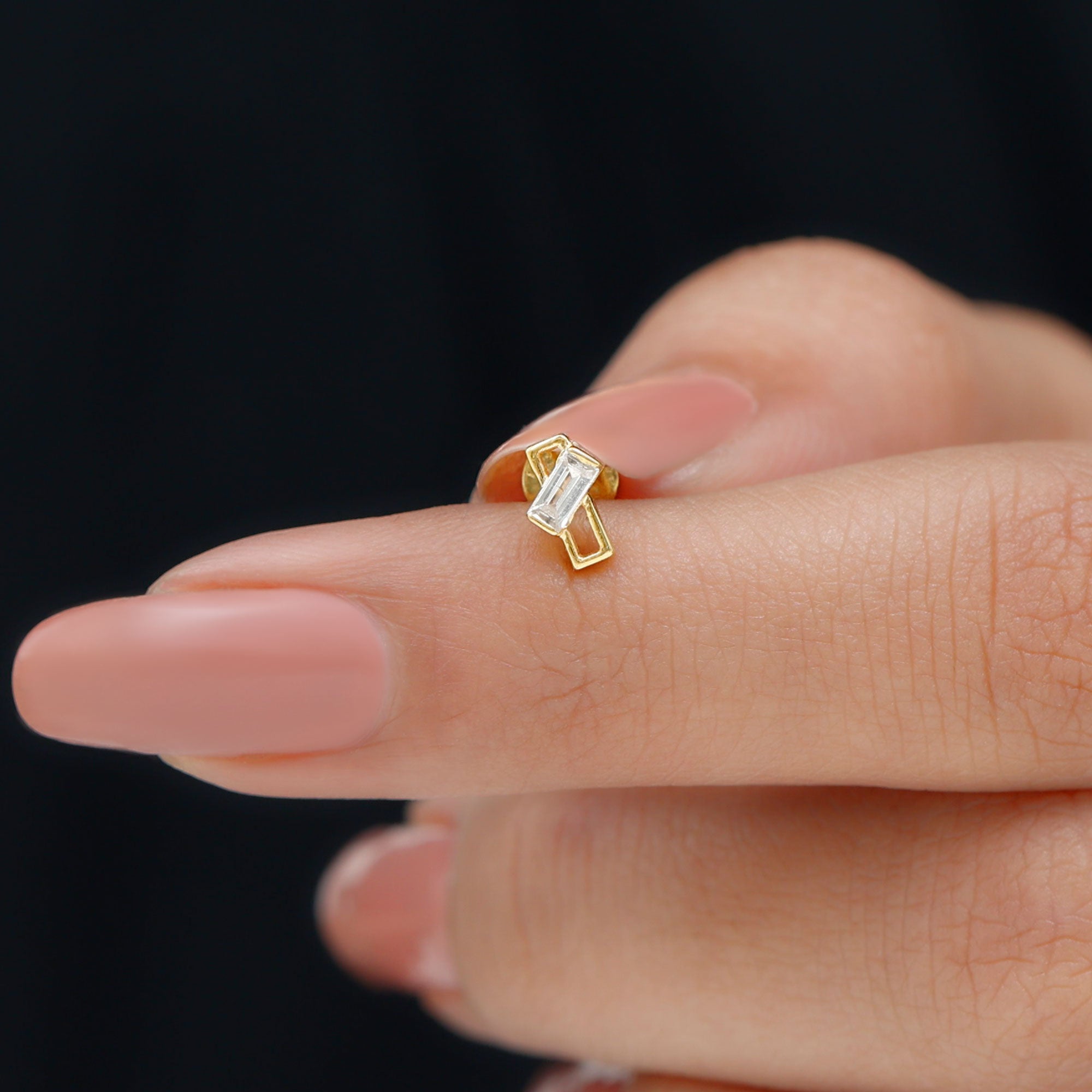 Baguette Diamond Minimal Tragus Earring in Bar Setting Natural - ( HI-SI ) - Rosec Jewels