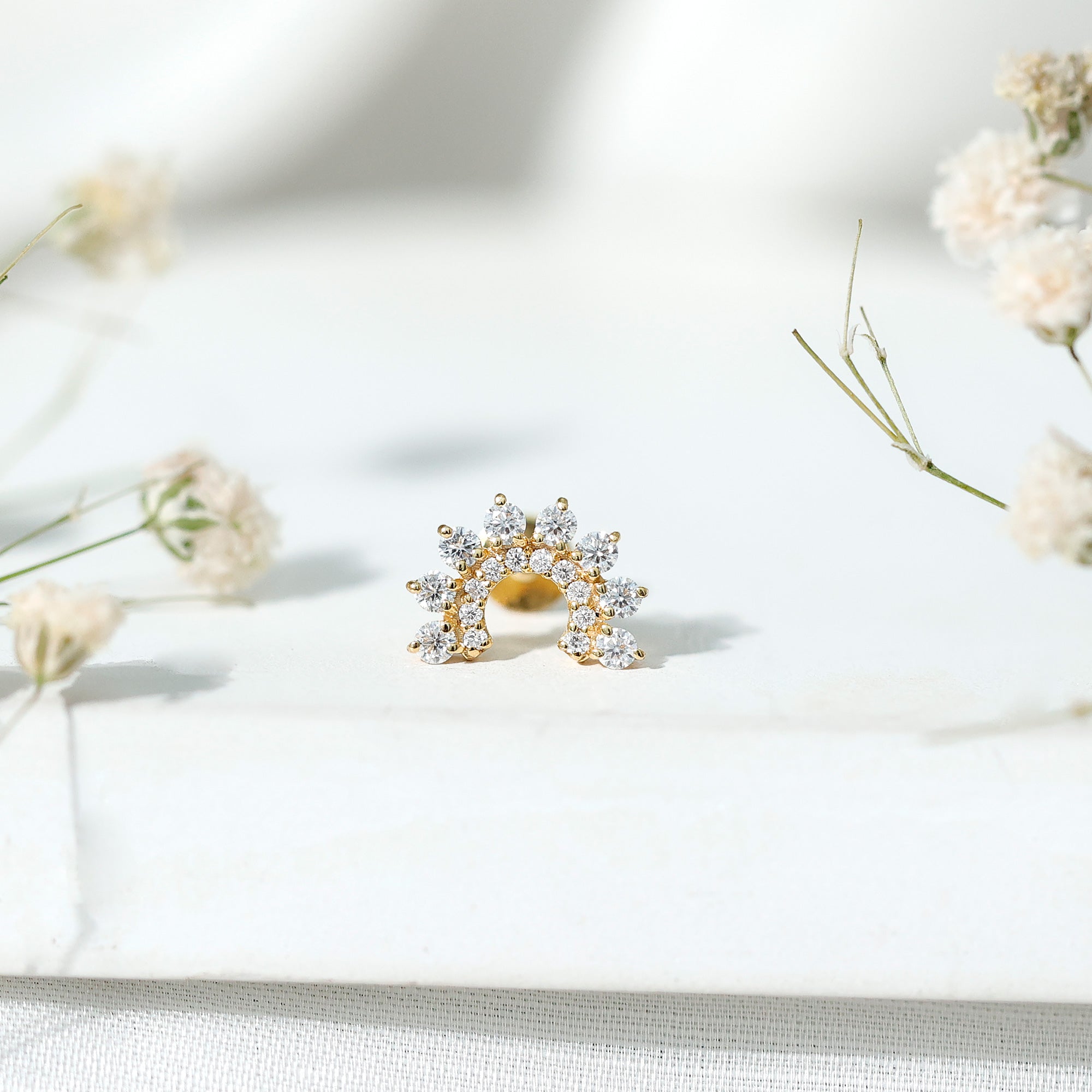 Princess Cut Moissanite Solitaire Conch Earring D-VS1 - Rosec Jewels