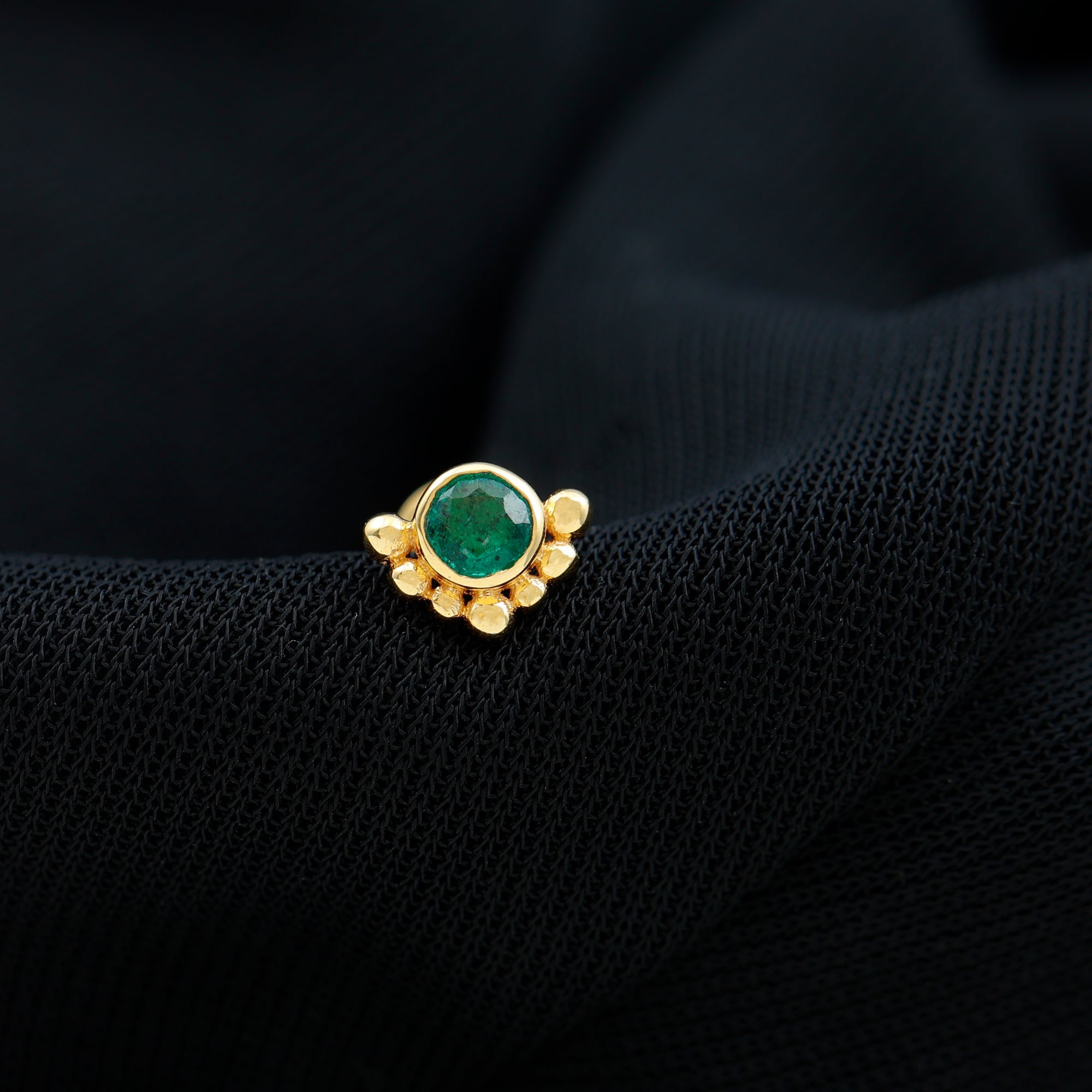 Dainty Round Emerald Tragus Earring with Beaded Detailing AAA - Rosec Jewels