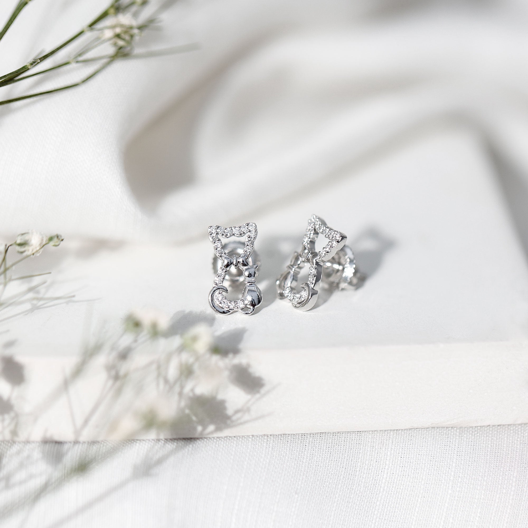 Certified Diamond Cat Stud Earrings Lab - ( EF-VS ) - Rosec Jewels