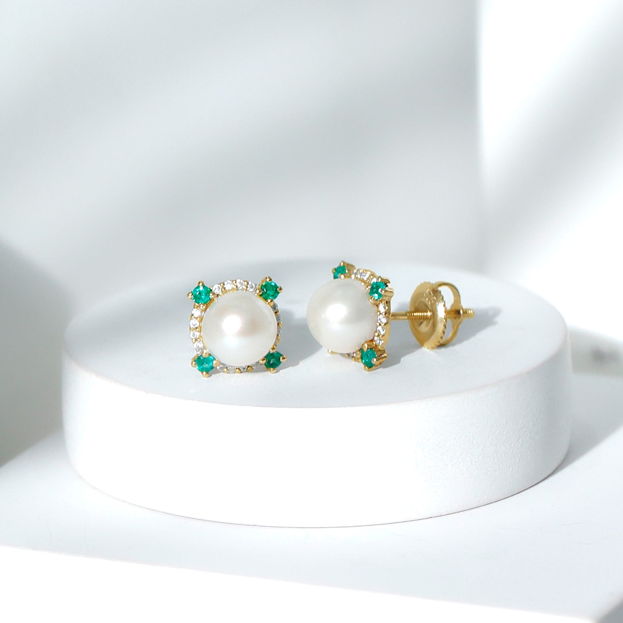 6 Carat Freshwater Pearl Bridal Stud Earrings with Emerald AAA - Rosec Jewels
