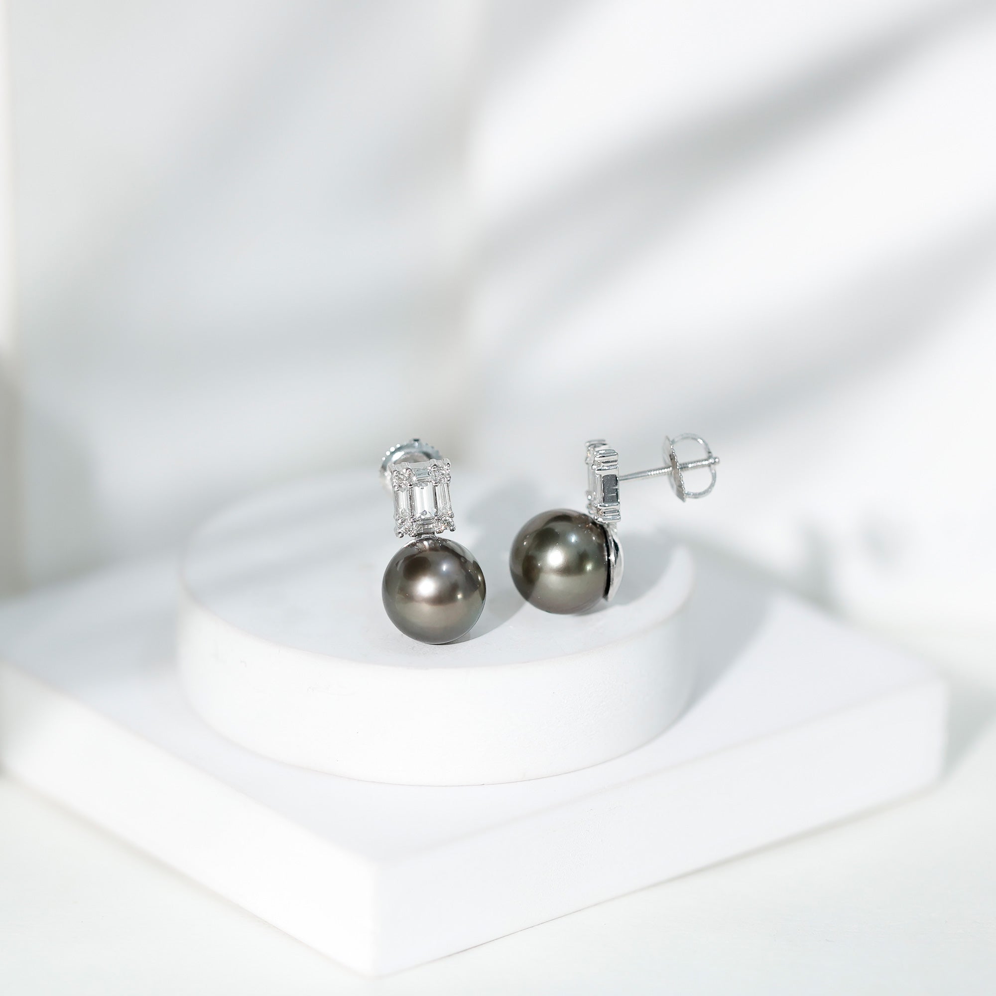 15 Carat Tahitian Black Pearl Stud Earrings with Diamonds AAA - Rosec Jewels