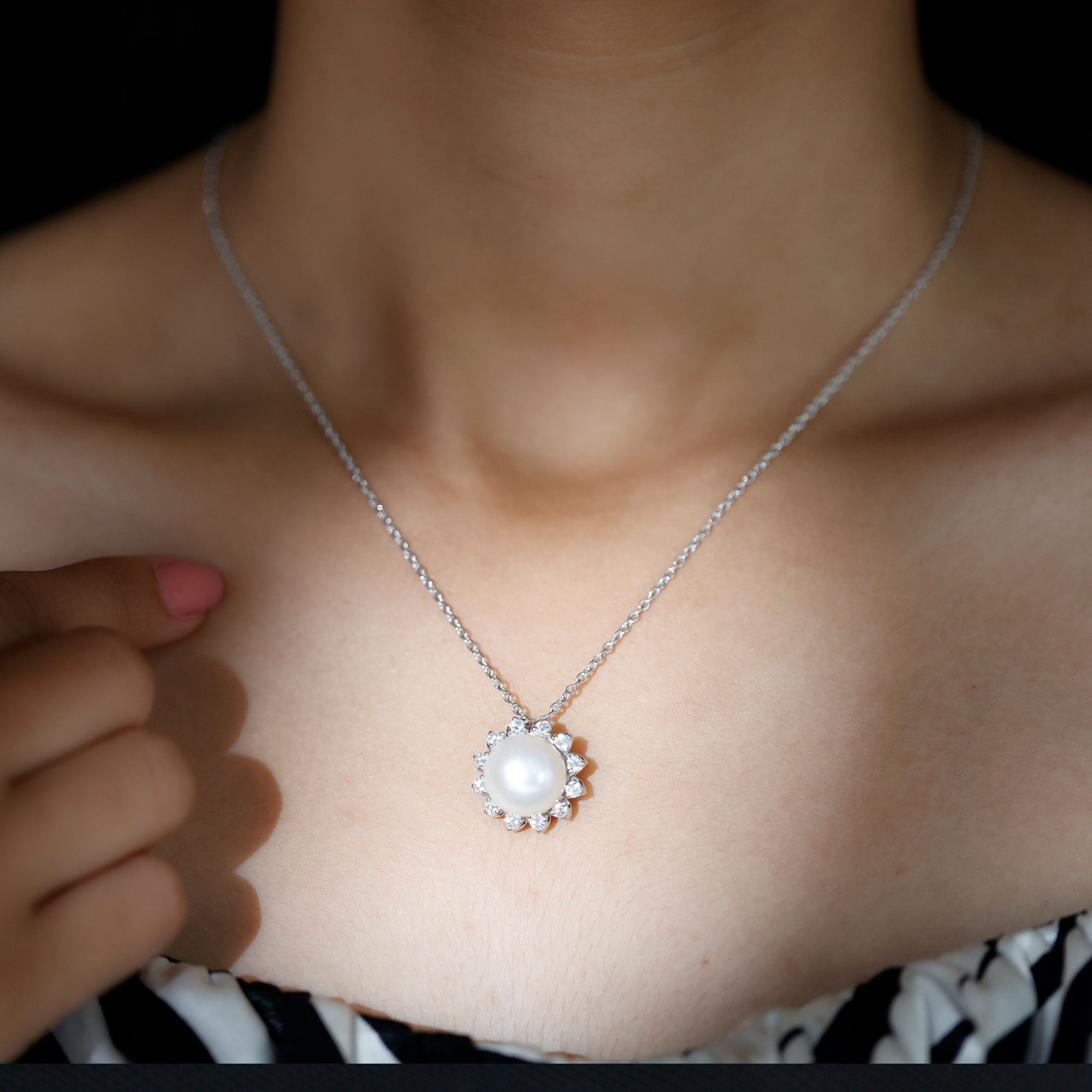 Freshwater Pearl and Moissanite Flower Chain Necklace AAA - Rosec Jewels