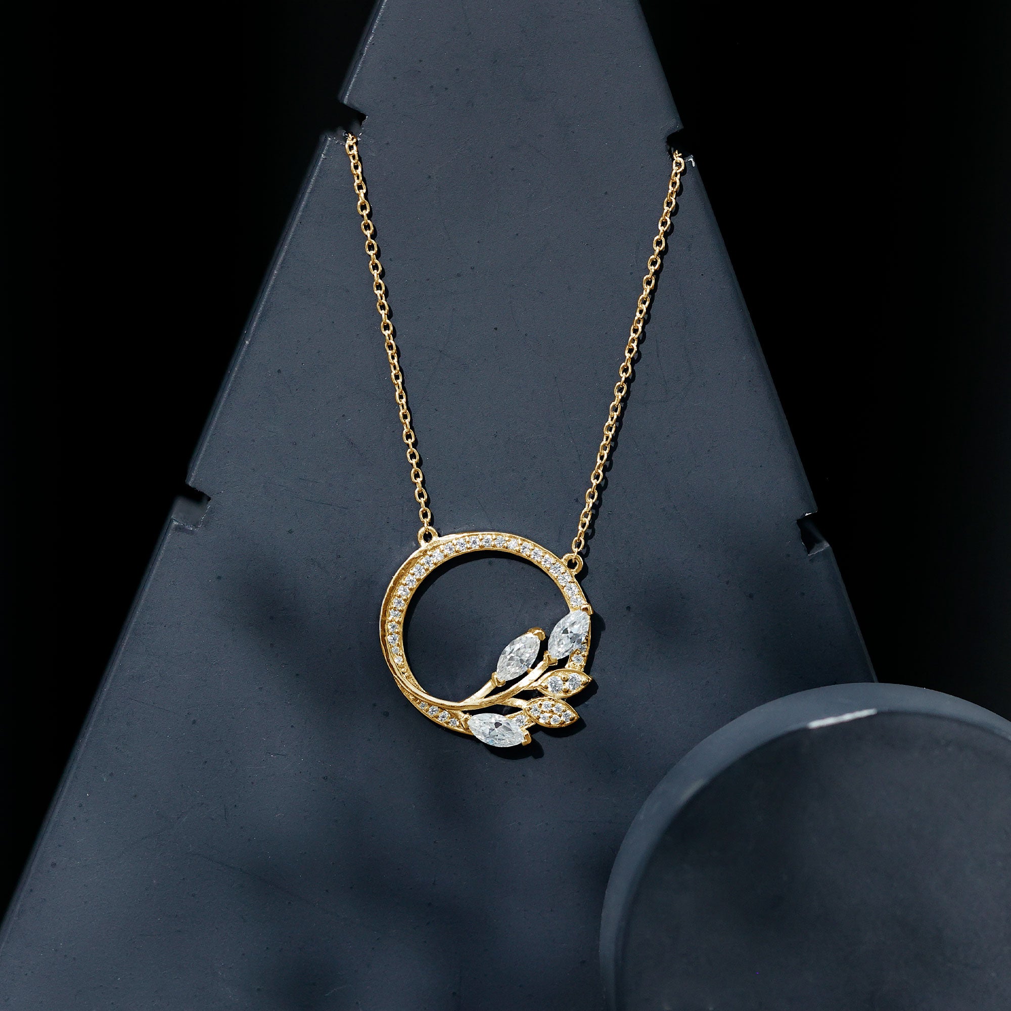 Marquise and Round Cut Moissanite Leaf Eternity Necklace D-VS1 - Rosec Jewels
