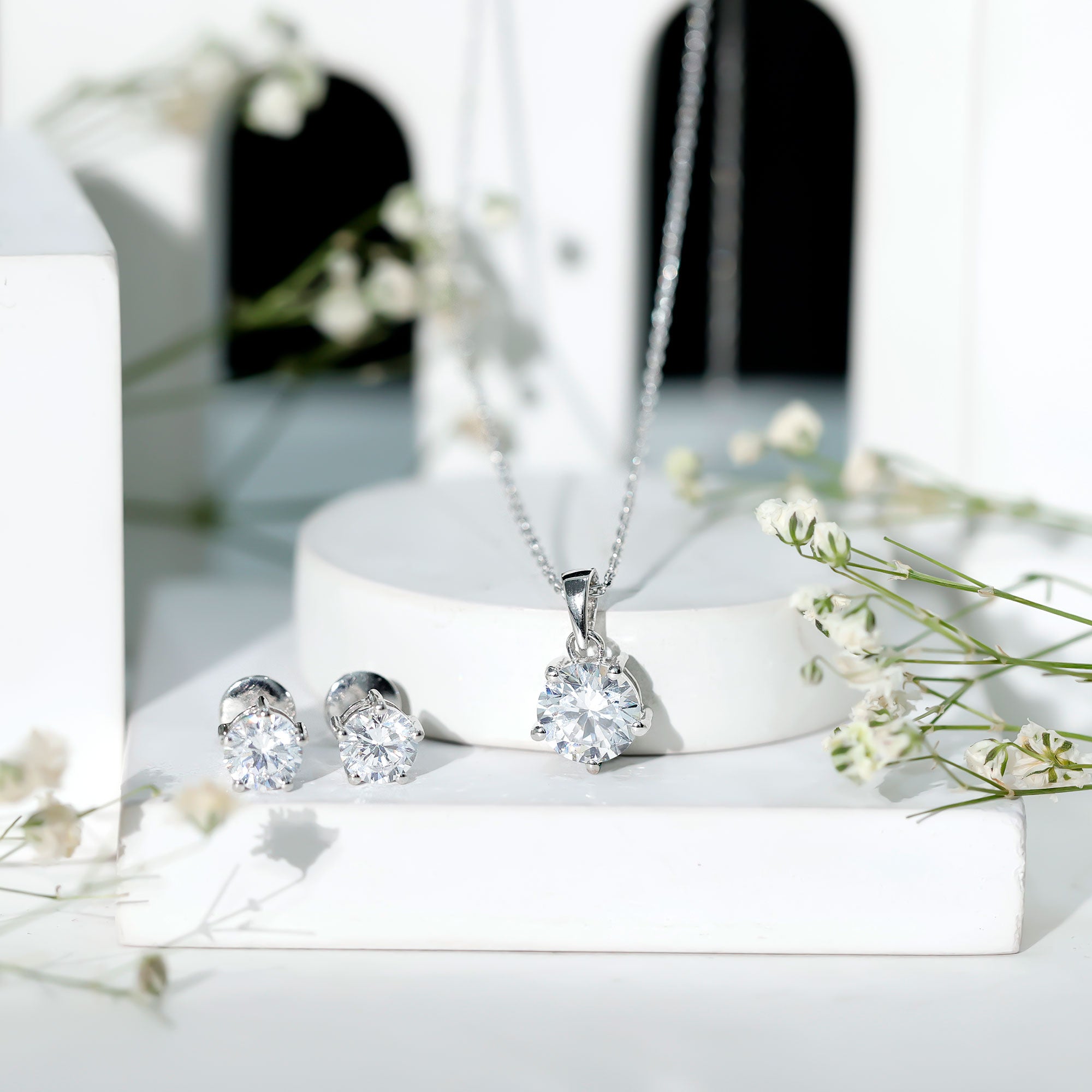 2 CT Zircon Solitaire Pendant and Earrings Set AAAAA - Rosec Jewels
