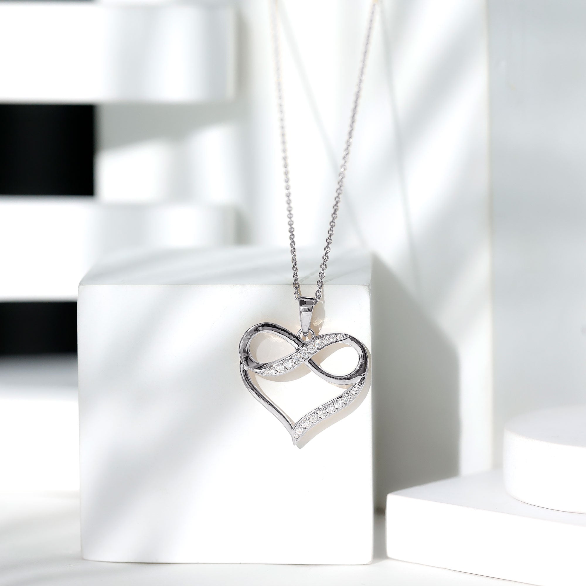 Certified Moissanite Infinity Heart Pendant Necklace D-VS1 - Rosec Jewels