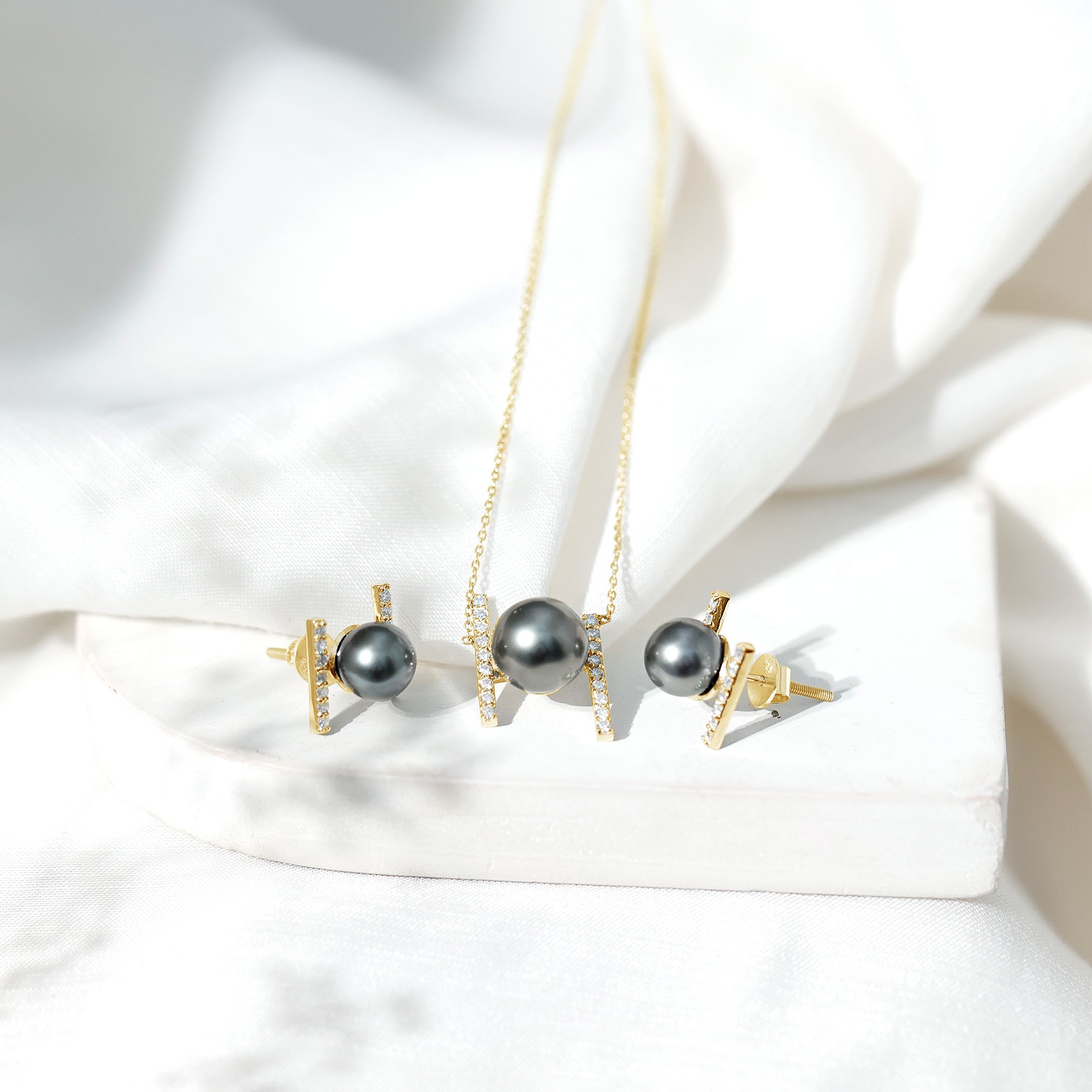 Genuine Black Tahitian Pearl Necklace and Earrings Set with Moissanite AAA - Rosec Jewels