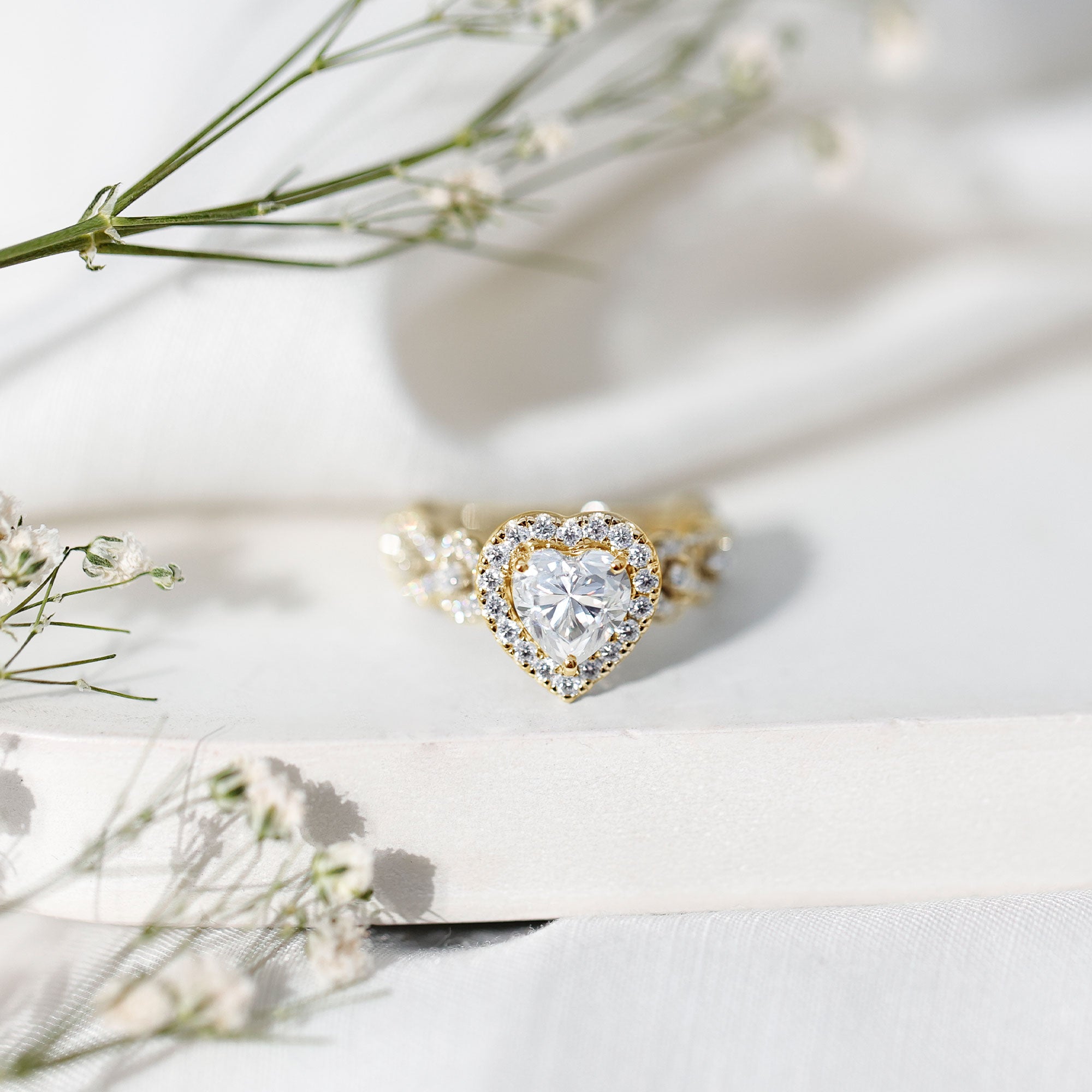 1.5 CT Heart Shape Moissanite Engagement Ring with Accent D-VS1 - Rosec Jewels