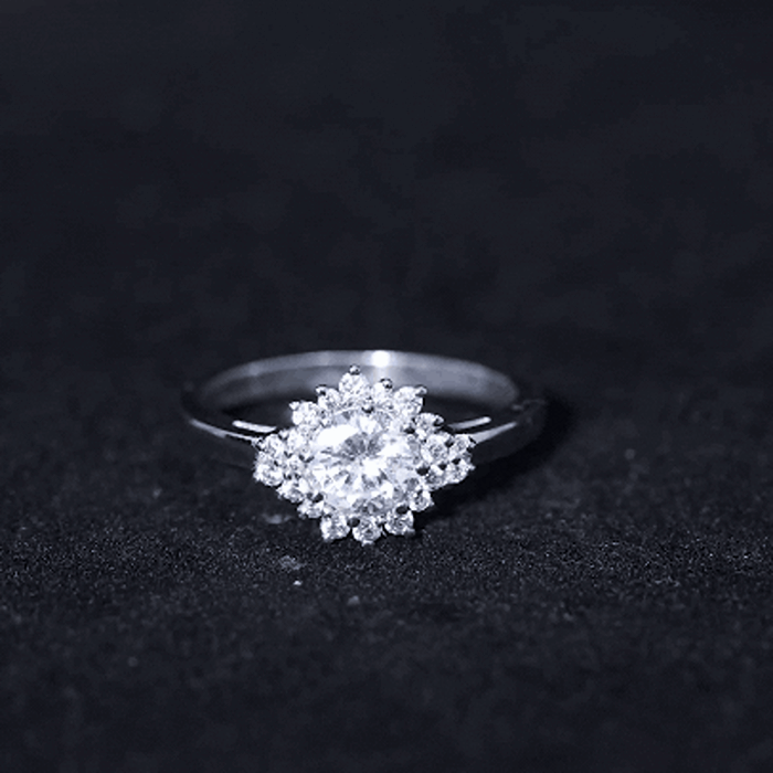1 Carat IGI Certified Lab Grown Diamond Halo Engagement Ring Lab - ( E-VS1 ) - Rosec Jewels