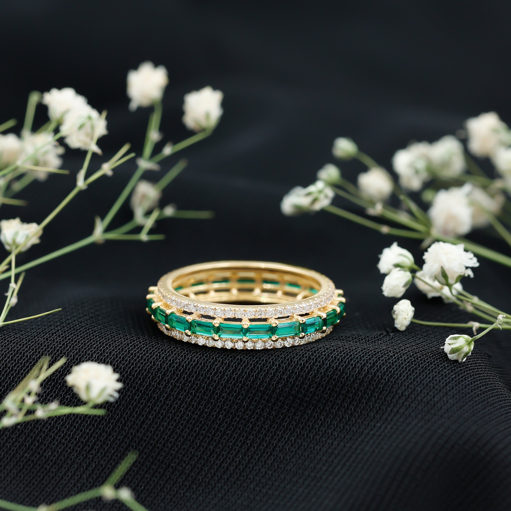Baguette Cut Lab Grown Emerald and Moissanite Wedding Band AAAA - Rosec Jewels