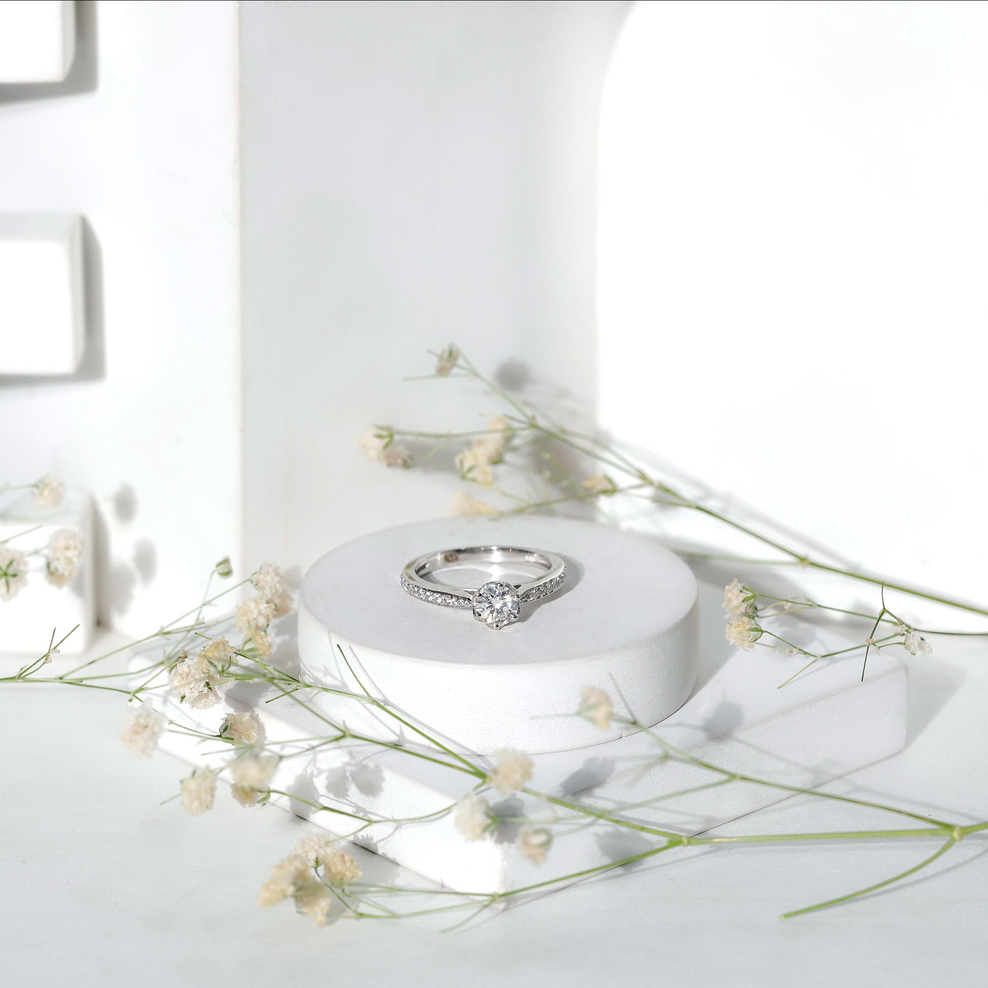 Lab Grown Diamond Solitaire Engagement Ring with Side Stones Lab - ( EF-VS ) - Rosec Jewels