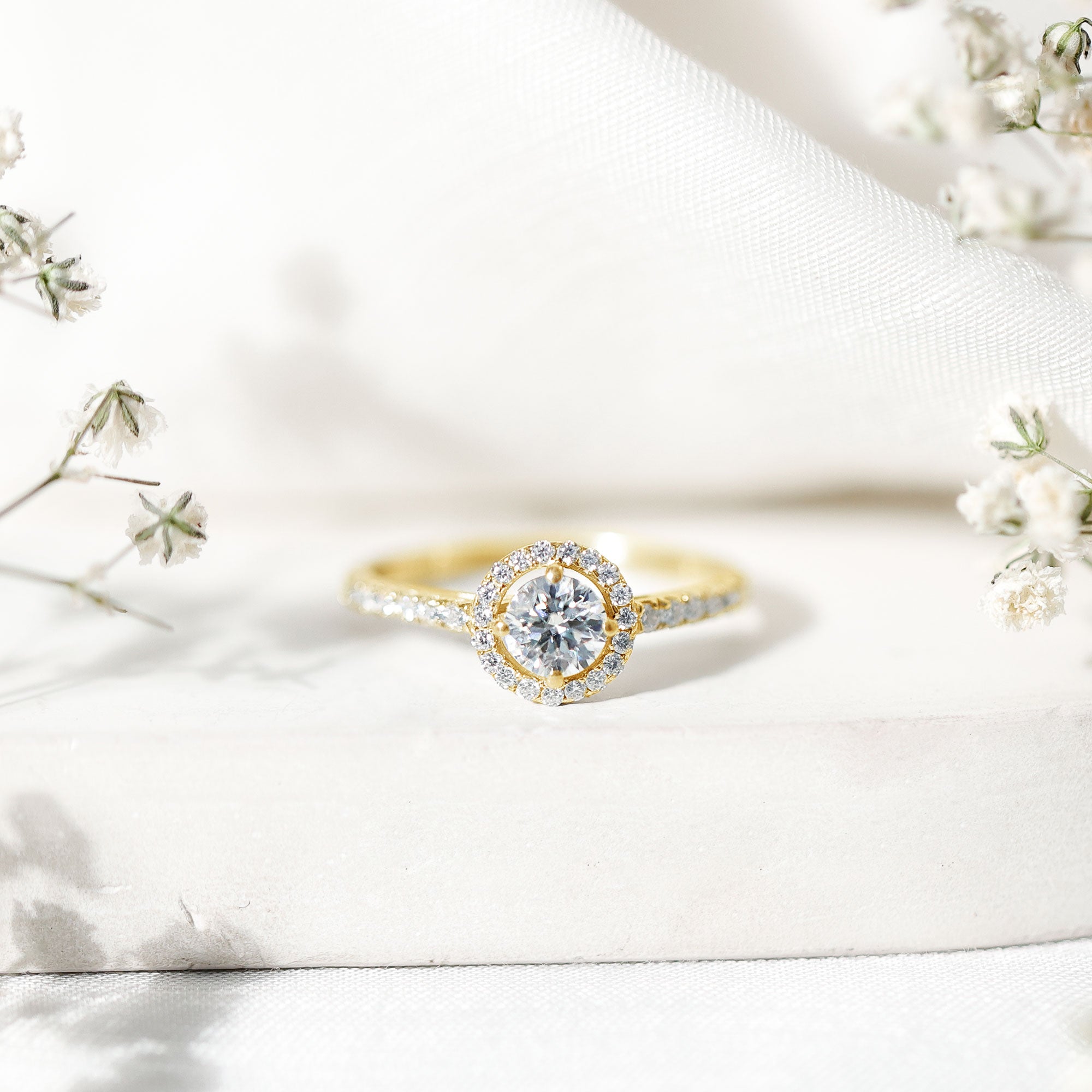 Brilliant Cut Moissanite Promise Ring With Certificate D-VS1 - Rosec Jewels