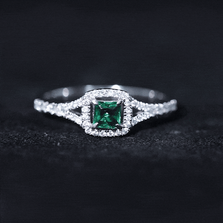 Certified Princess Cut Lab Grown Emerald Diamond Promise Ring AAAA - Rosec Jewels