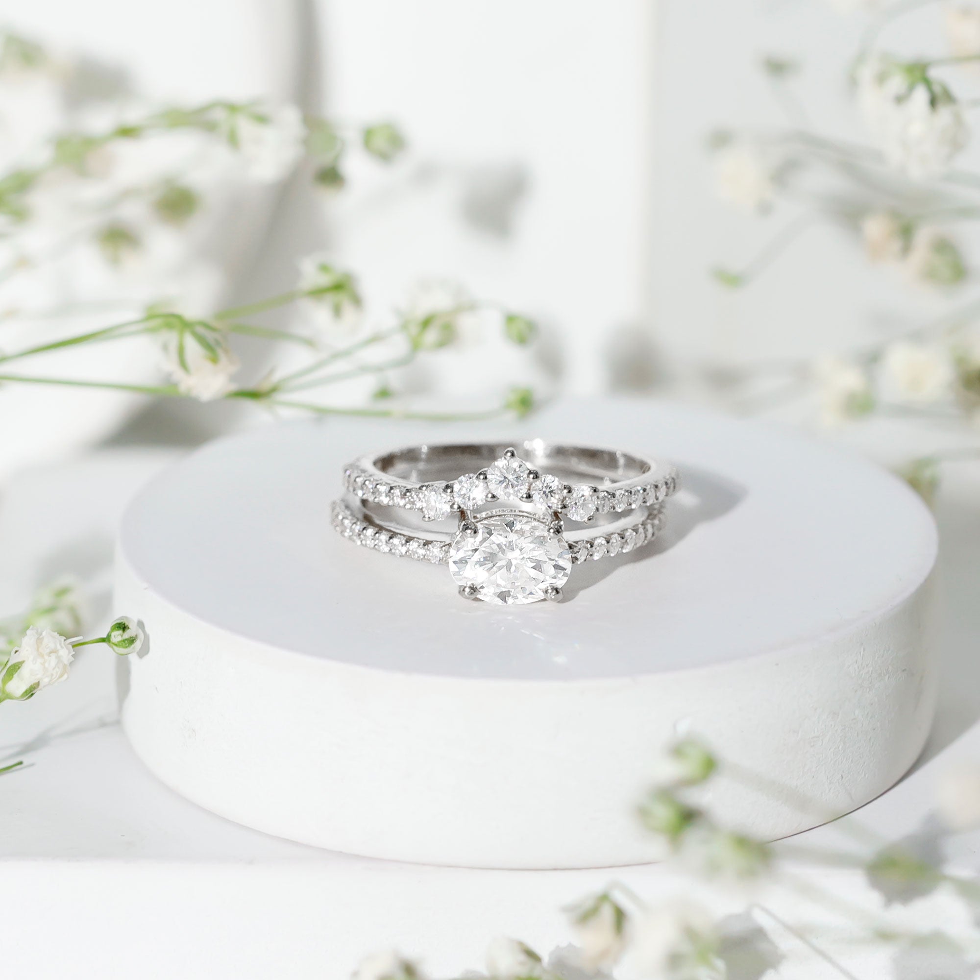 Oval Cut Moissanite Engagement Ring with Wedding Band Set D-VS1 - Rosec Jewels
