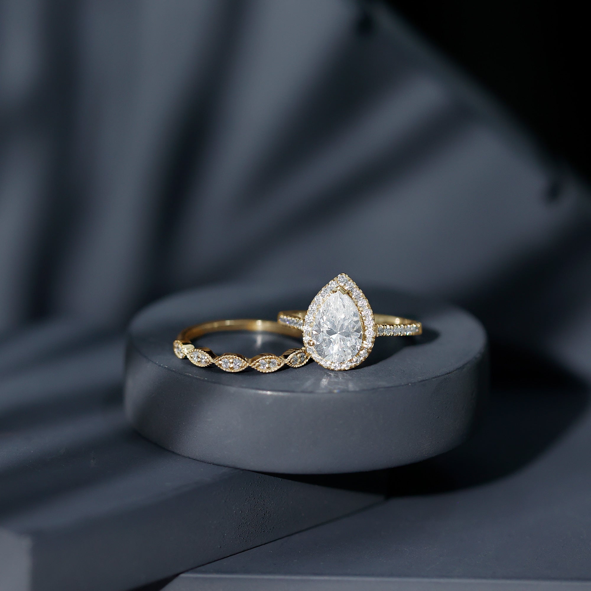 1.49 Carat Cubic Zirconia Teardrop Wedding Ring Set for Women AAAA - Rosec Jewels