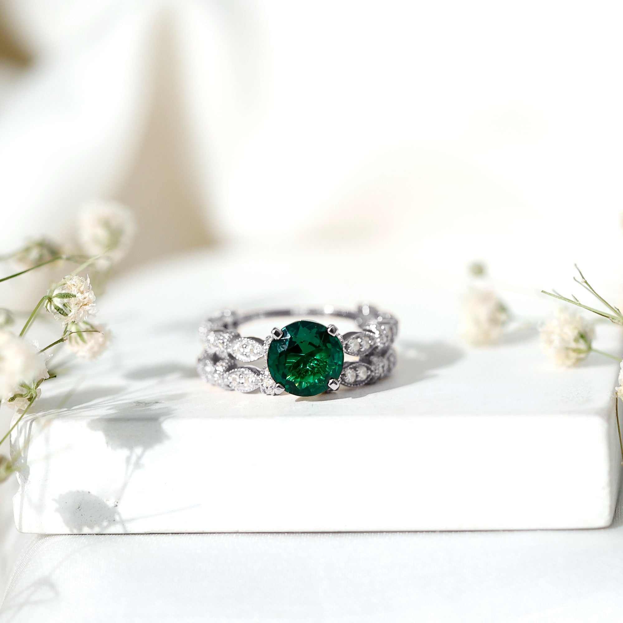 8 mm Round Lab Created Emerald and Moissanite Vintage Inspired Ring Set AAAA - Rosec Jewels
