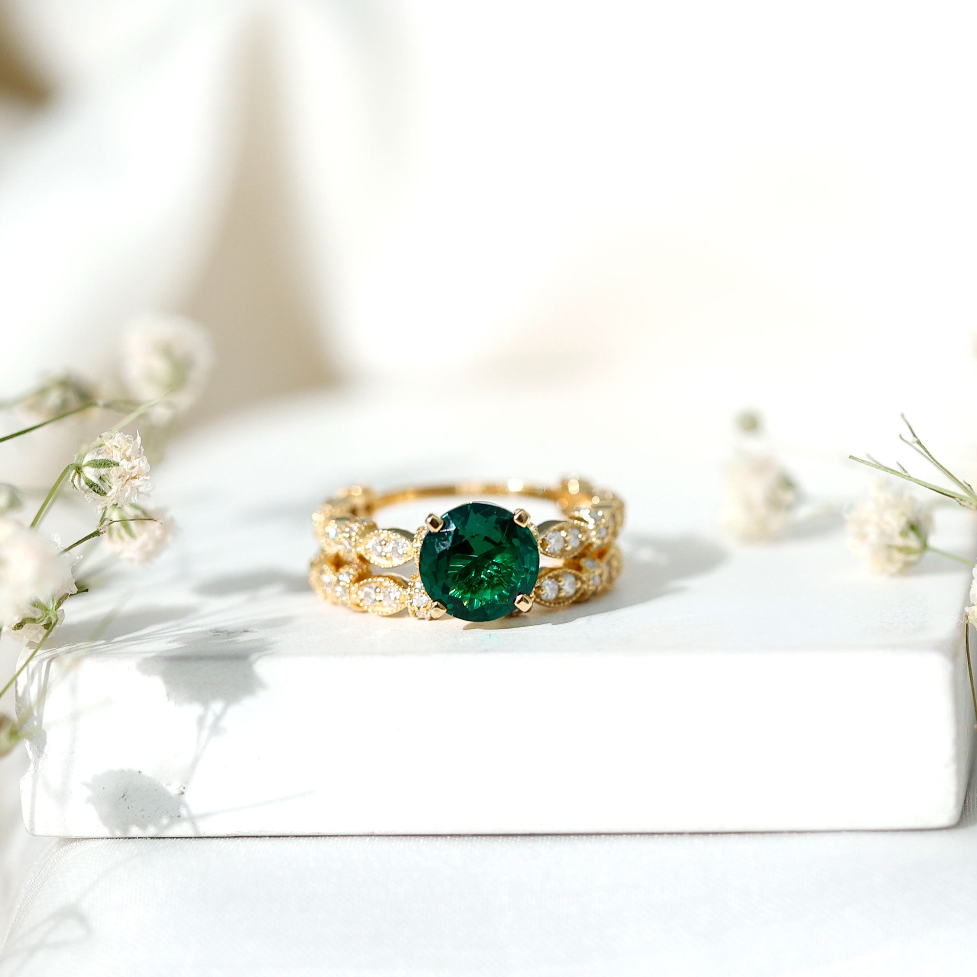 8 mm Round Lab Created Emerald and Moissanite Vintage Inspired Ring Set AAAA - Rosec Jewels