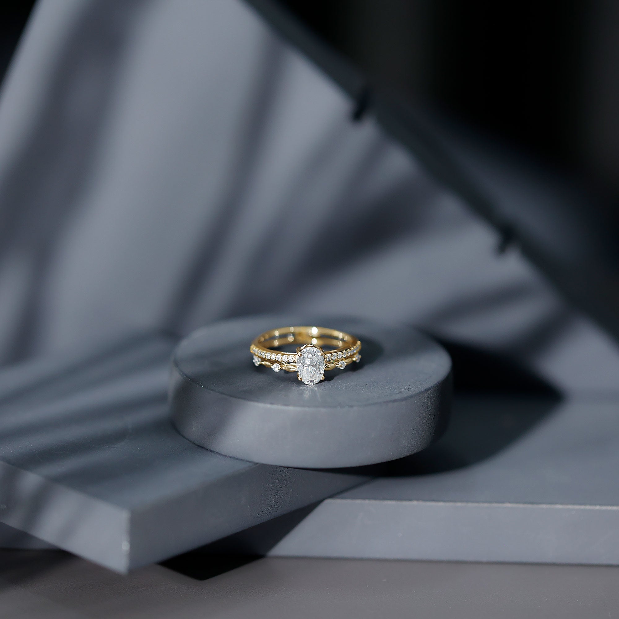Oval Cut Moissanite Engagement Ring For Women D-VS1 - Rosec Jewels