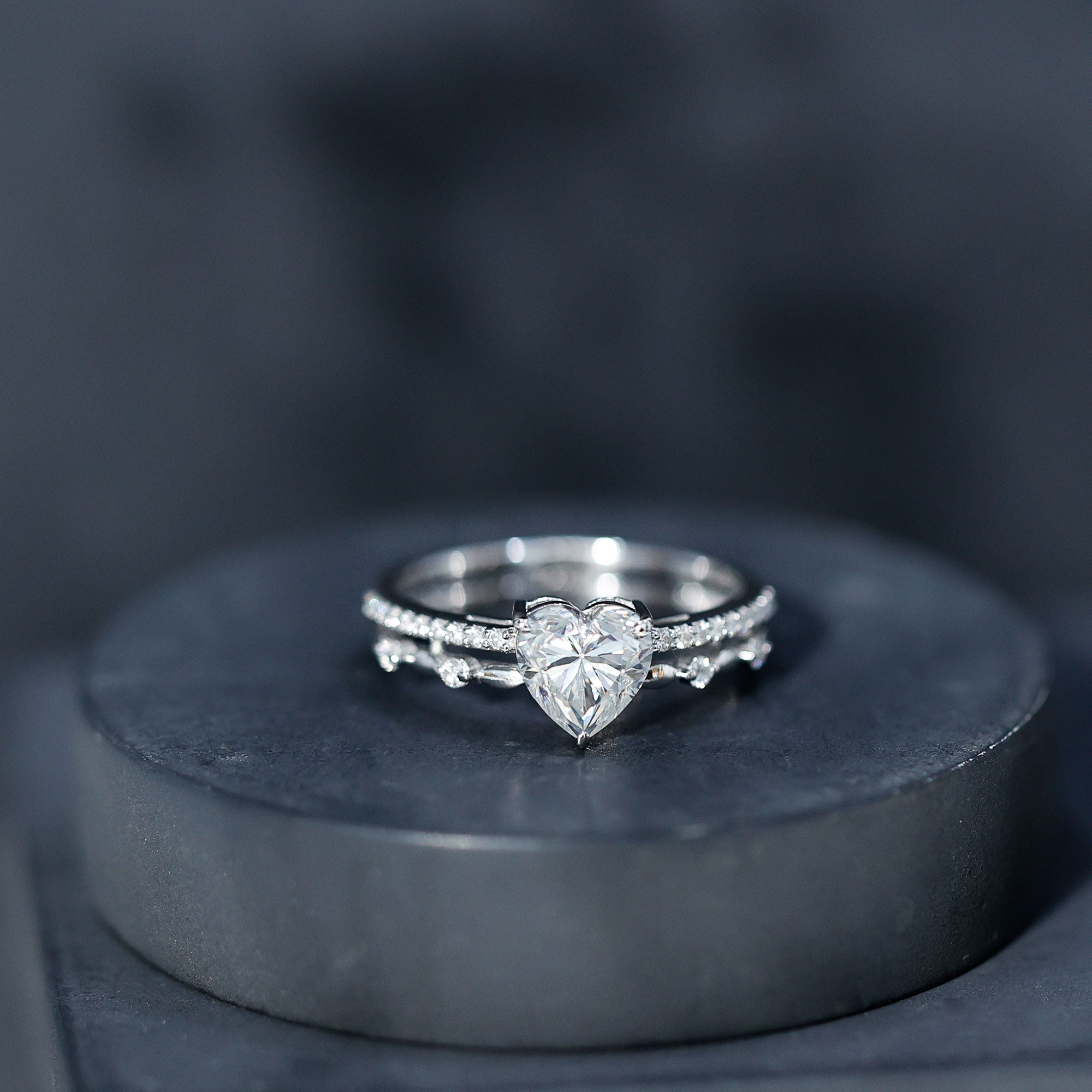 7 mm Heart Moissanite Solitaire Double Band Ring Set D-VS1 - Rosec Jewels
