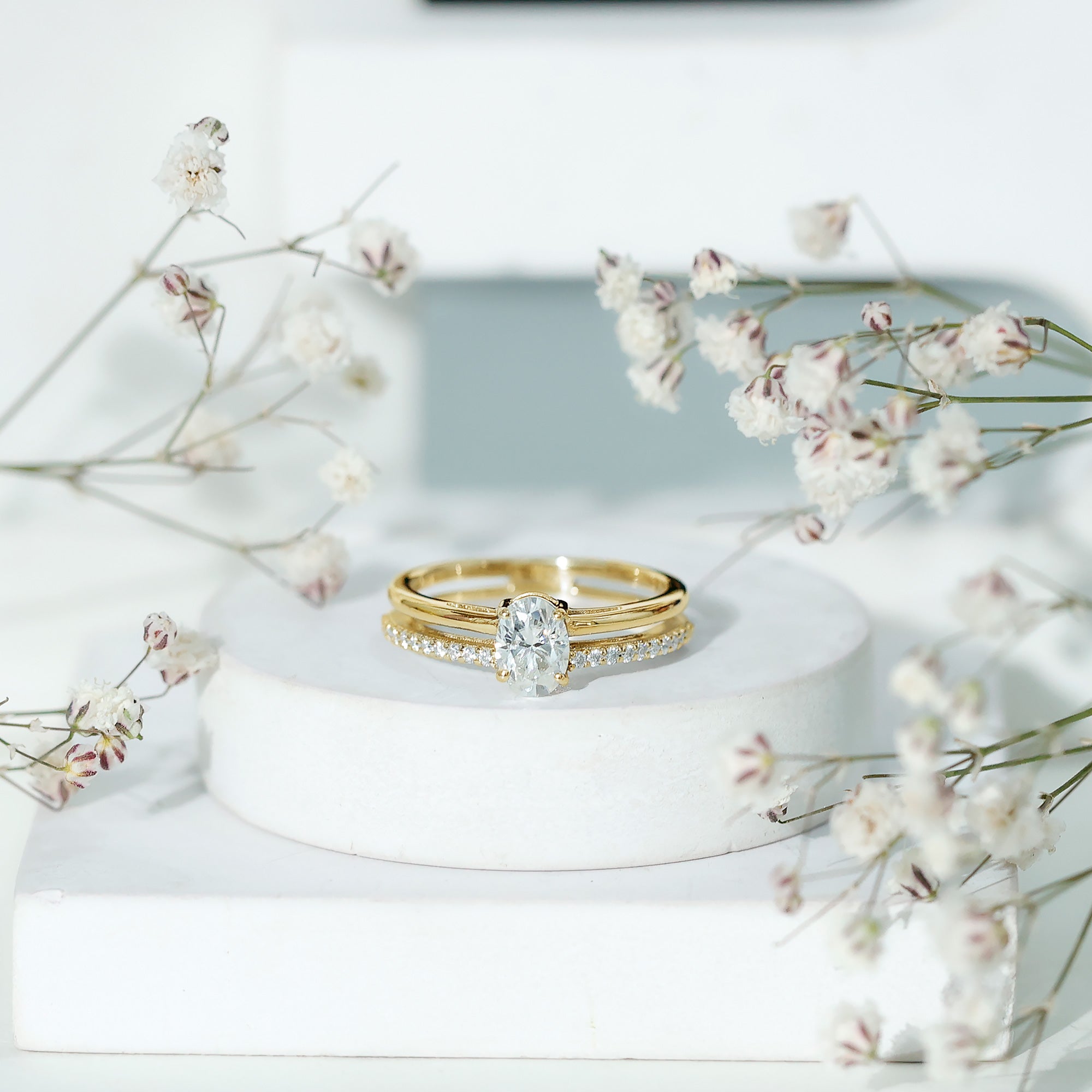 Oval Cut Solitaire Moissanite Double Band Engagement Ring D-VS1 - Rosec Jewels