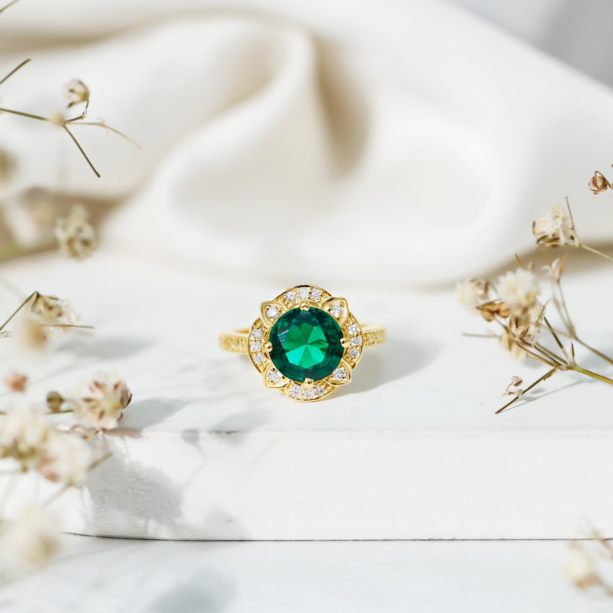 2 Carat Lab Grown Emerald Vintage Inspired Engagement Ring with Diamond AAAA - Rosec Jewels