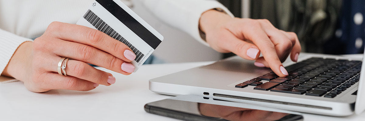 How Can you Buy Jewelry Online? (2023 Guide)