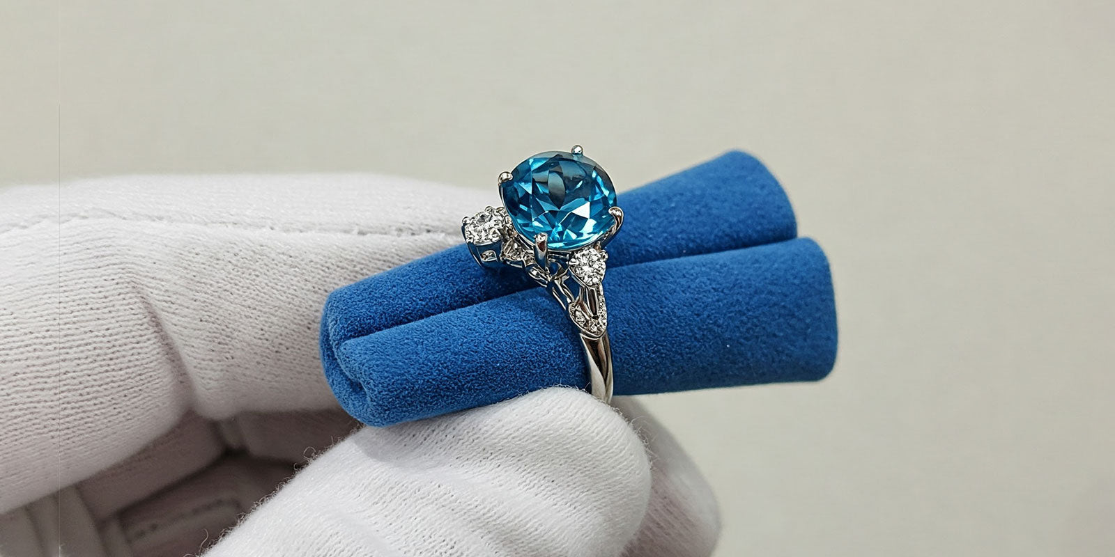 How to Take Care of Blue Topaz Gemstones