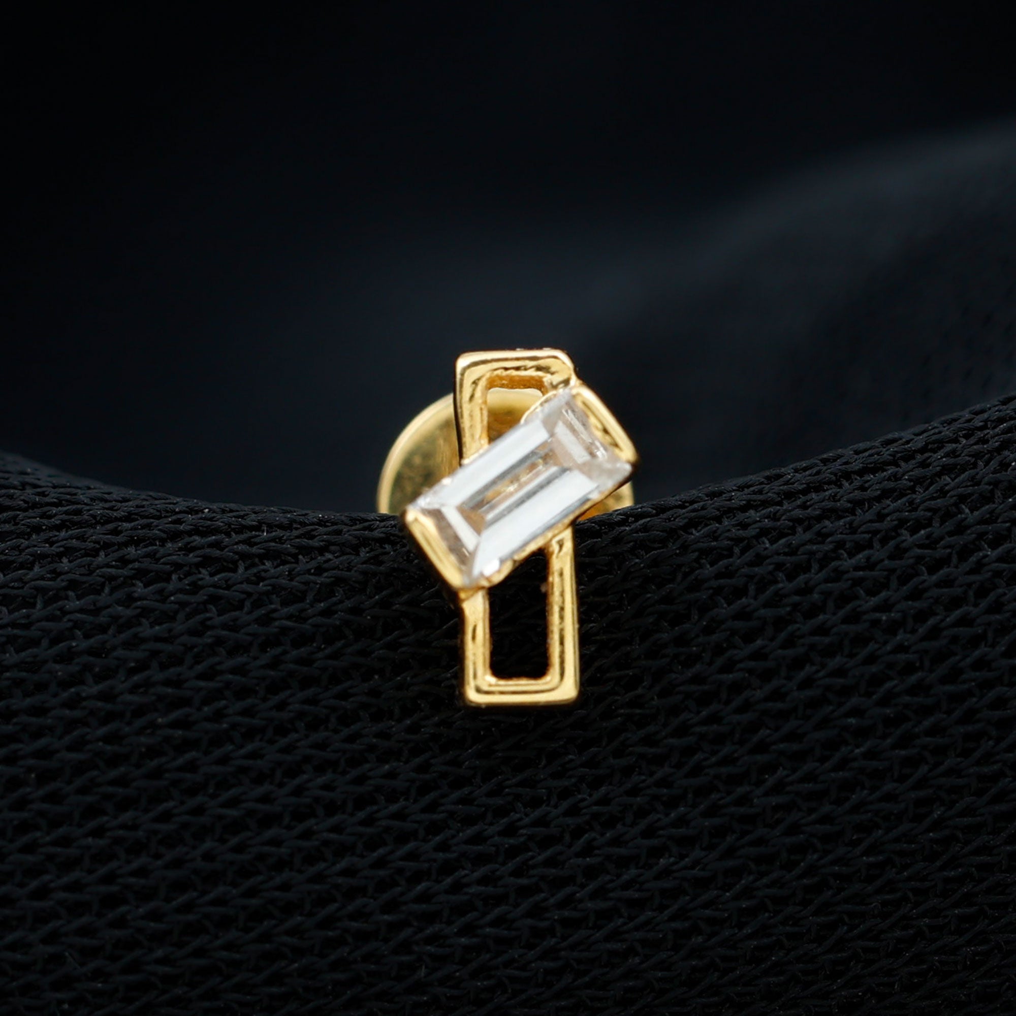 Baguette Diamond Minimal Tragus Earring in Bar Setting Natural - ( HI-SI ) - Rosec Jewels