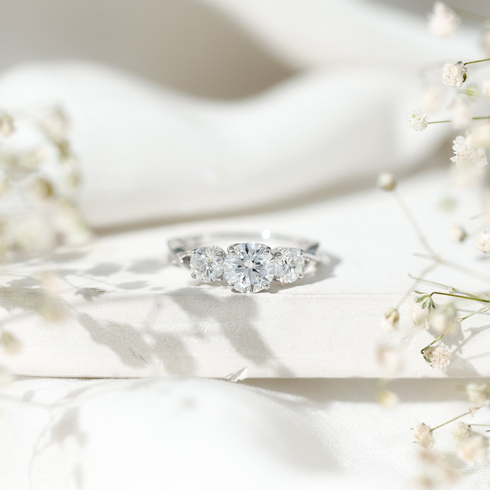 3 Stone Round Moissanite Crossover Engagement Ring D-VS1 - Rosec Jewels