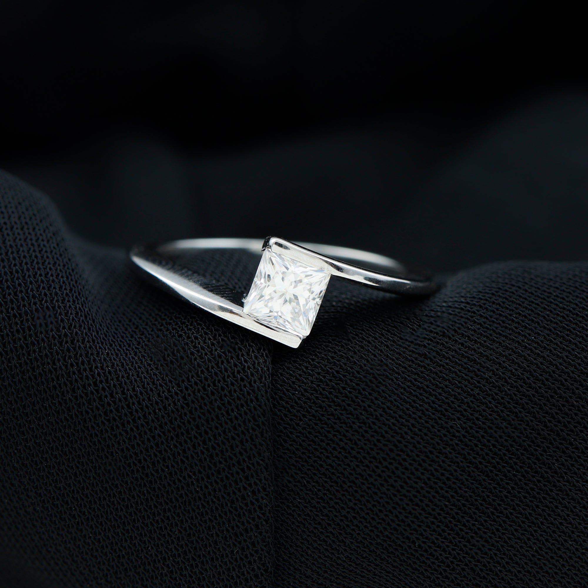 Rosec Jewels-5 mm Princess Cut Lab Grown Diamond Ring With Tension Setting