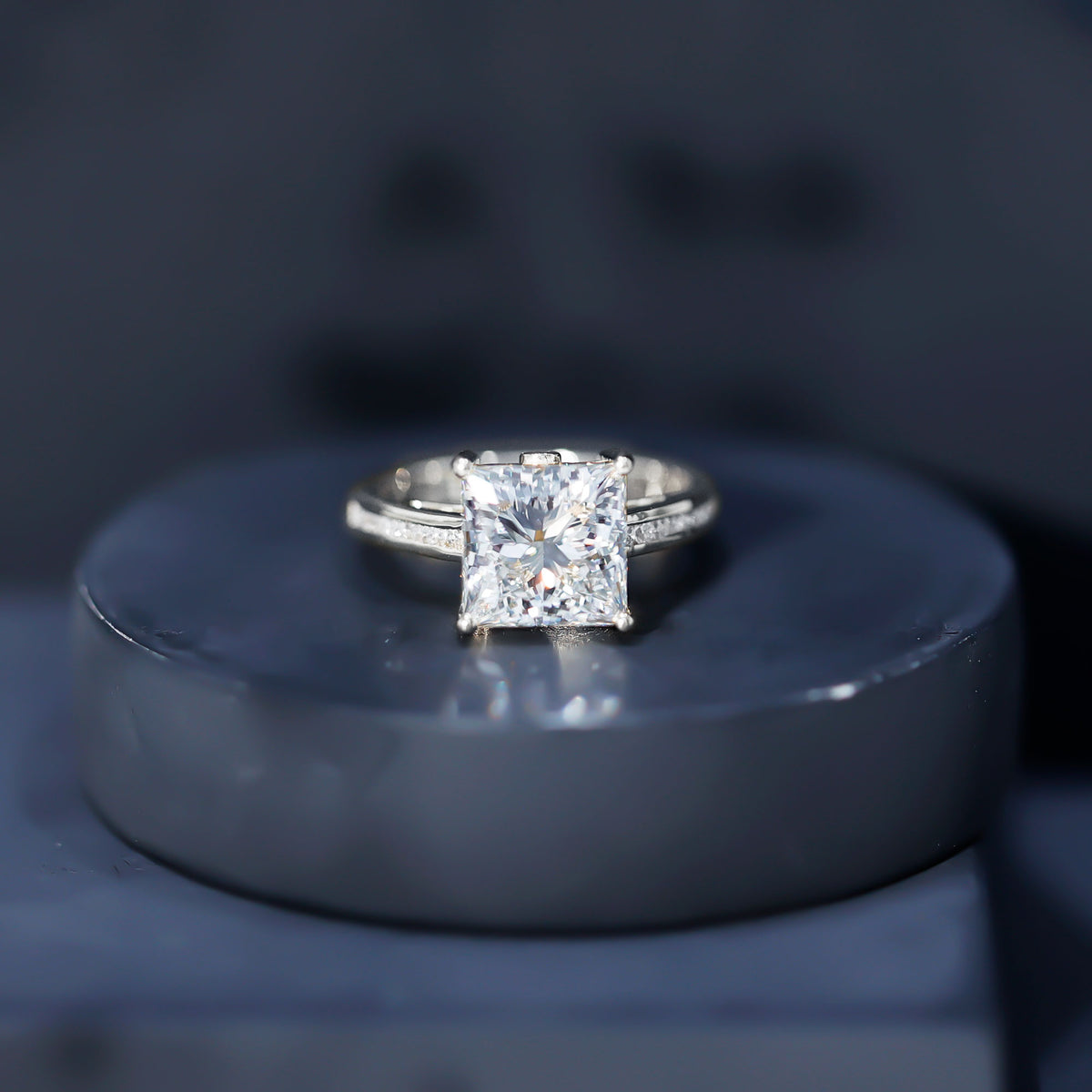 Solitaire Princess Cut Lab Grown Diamond Engagement Ring 4 Carat IGI Certified Lab - ( E-VS1 ) - Rosec Jewels