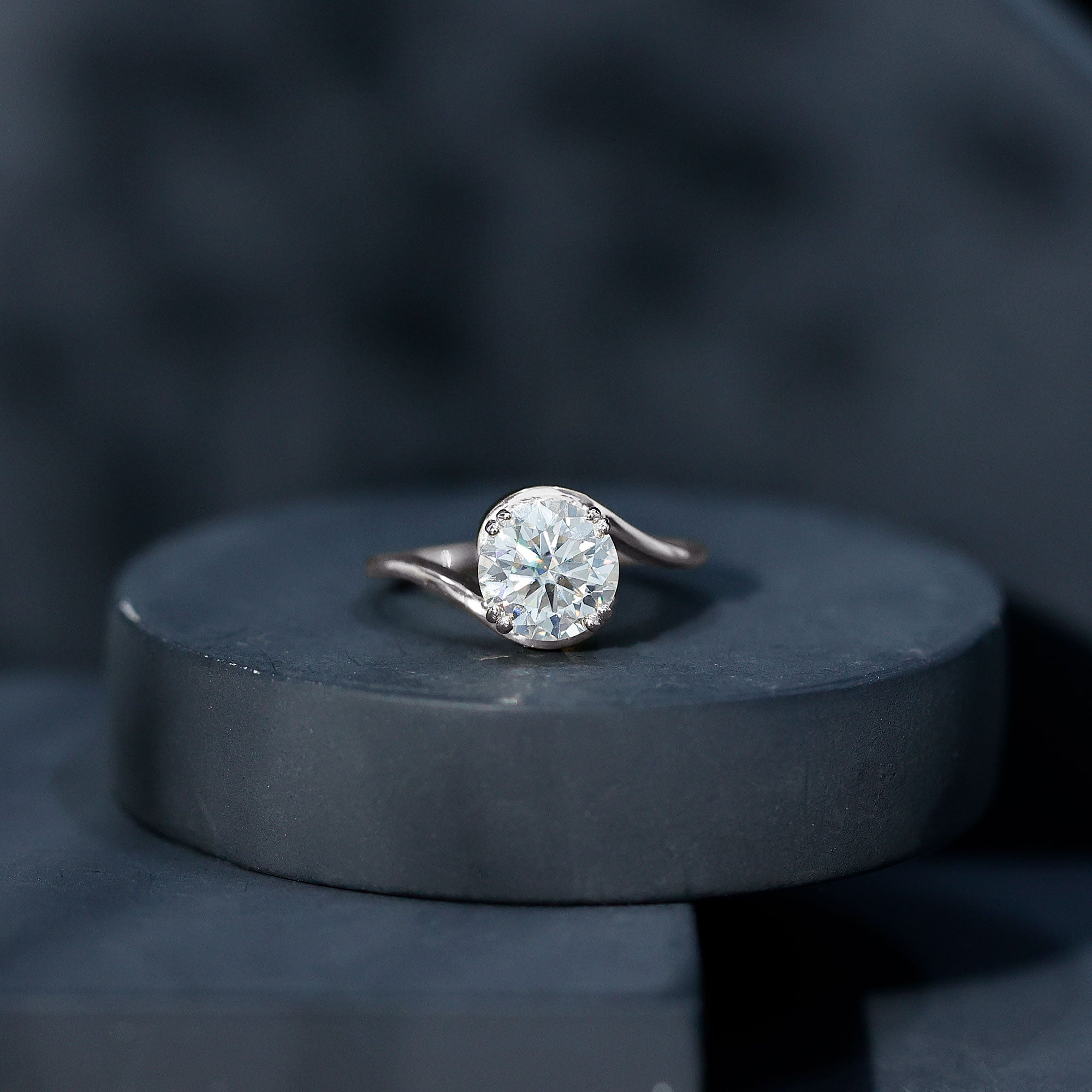 2 Carat Round Moissanite Bypass Engagement Ring D-VS1 - Rosec Jewels
