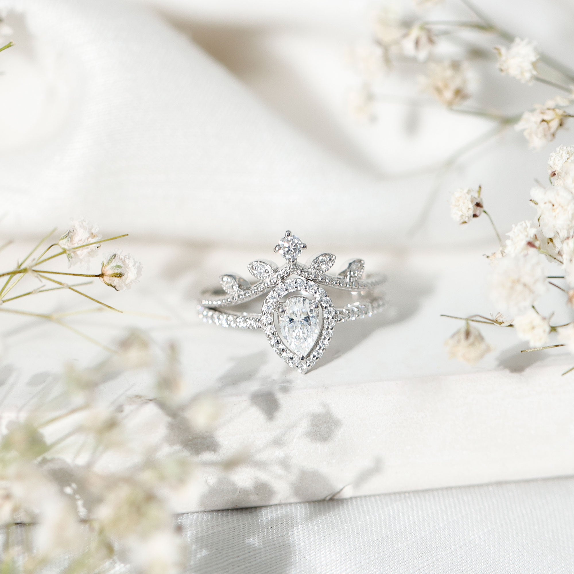 Rosec Jewels-Vintage Style Moissanite Teardrop Wedding Ring Set