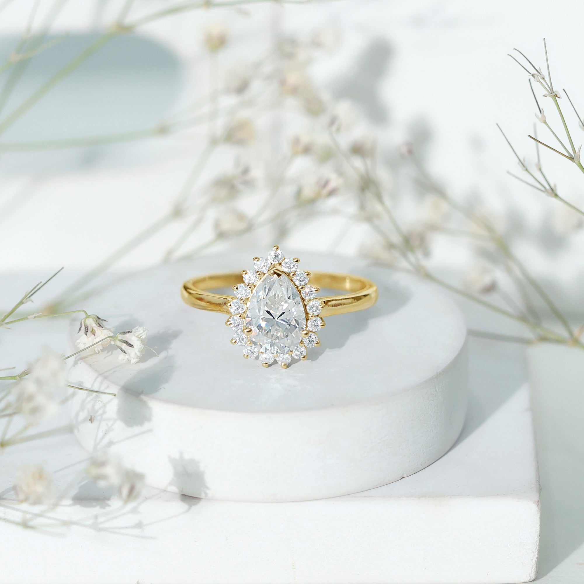 Certified Pear Cut Engagement Ring With Moissanite D-VS1 - Rosec Jewels