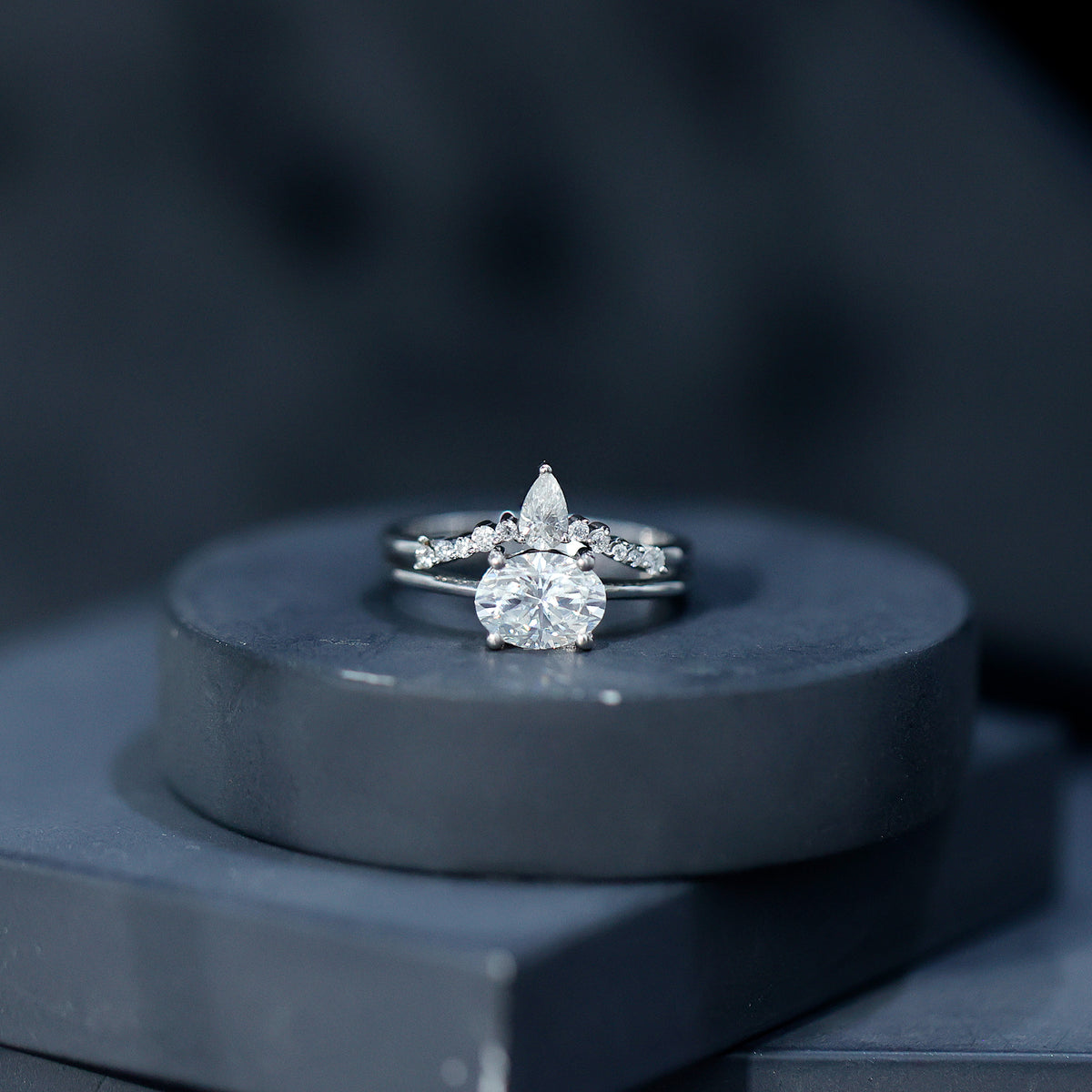 2 Carat IGI Authenticated Lab Grown Diamond Oval Wedding Ring Set Lab - ( E-VS1 ) - Rosec Jewels