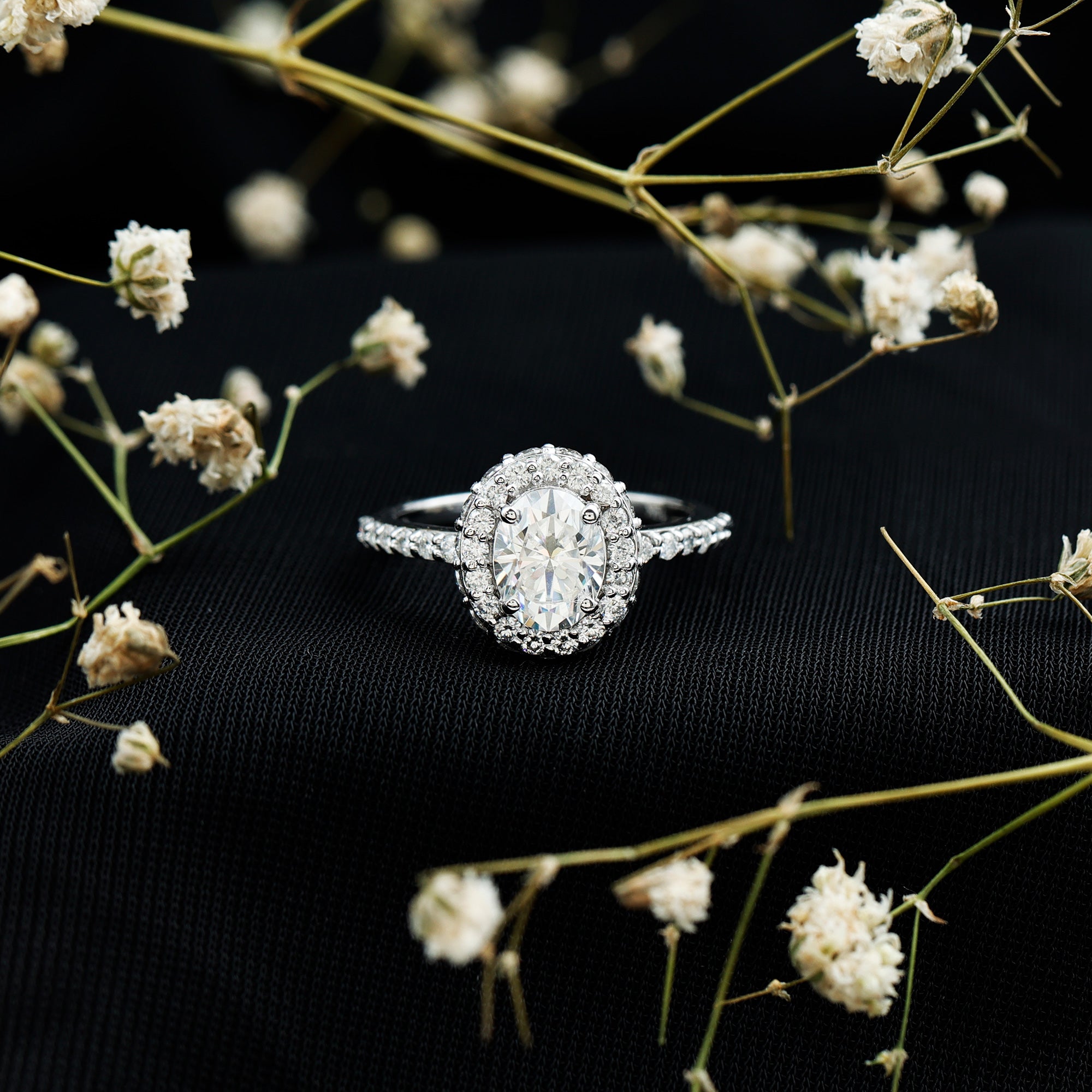 Brilliant Cut Moissanite Classic Engagement Ring with Halo D-VS1 - Rosec Jewels